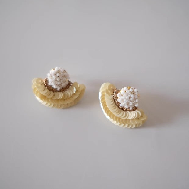 French Embroidery Stud Earrings - Pearl Fan Design